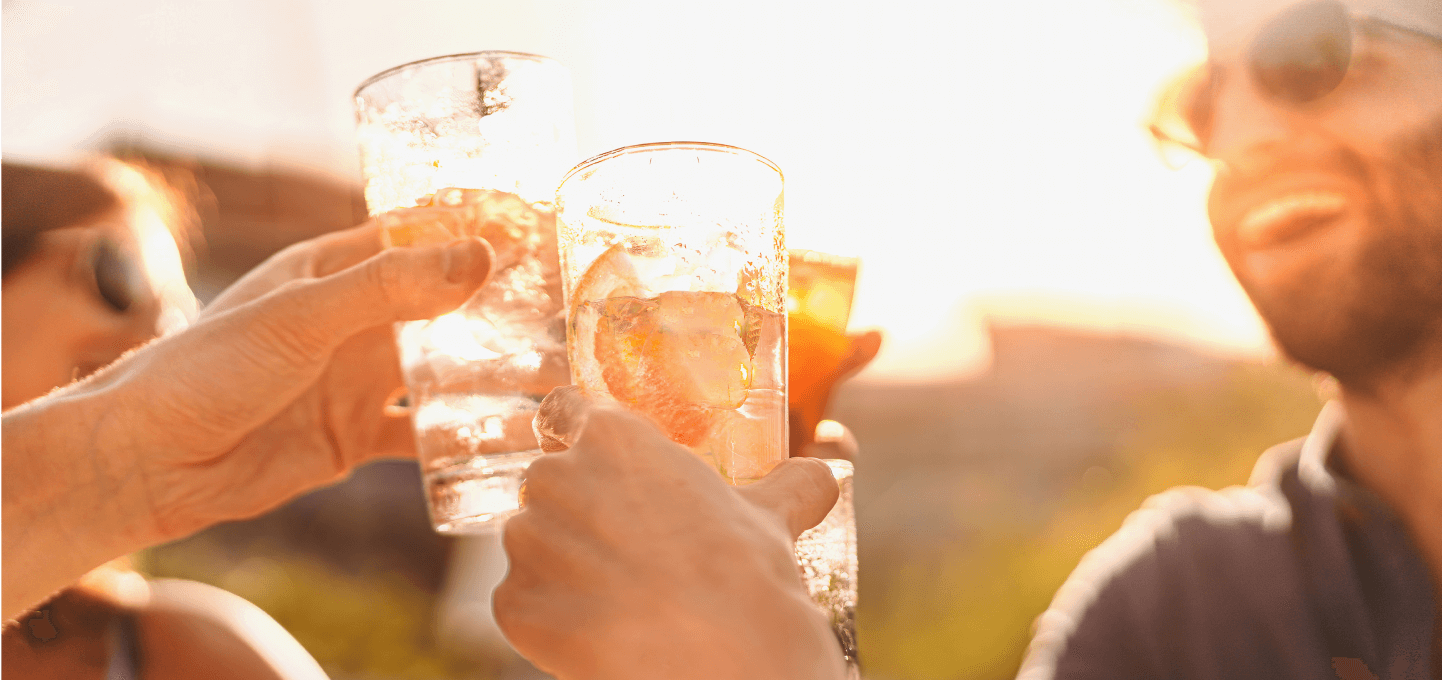Friends Cheers Gin and Tonic